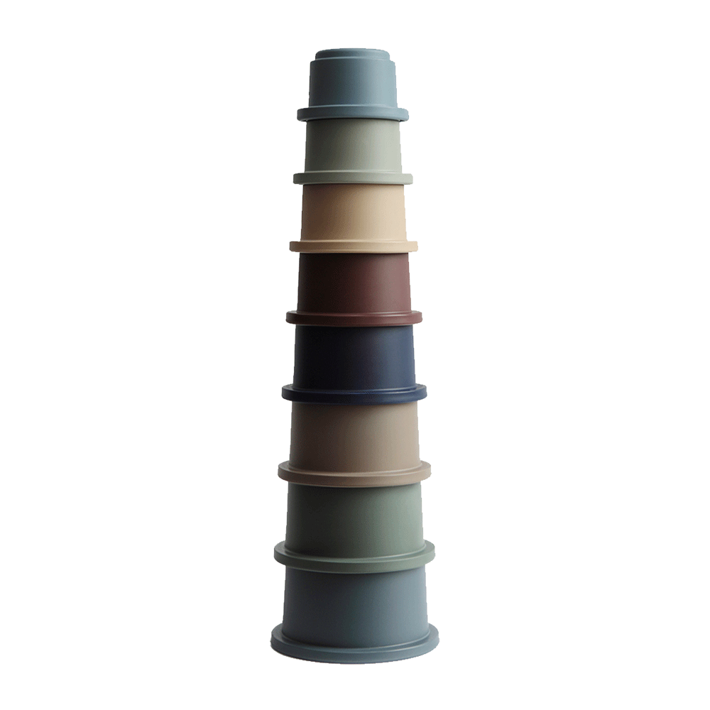 Mushie stapeltoren , badspeelgoed stackingtower van het merk Mushie in kleur Forrest