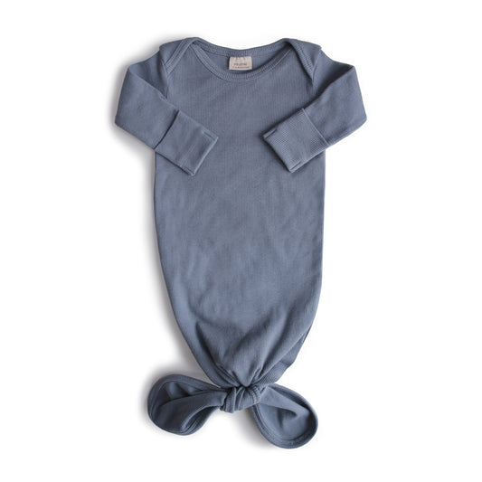 Mushie Baby Gown, slaapzak voor baby van het merk Mushie in kleur Tradewinds (blauw)